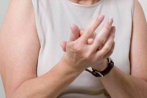 dolor en las articulaciones de los dedos foto 3